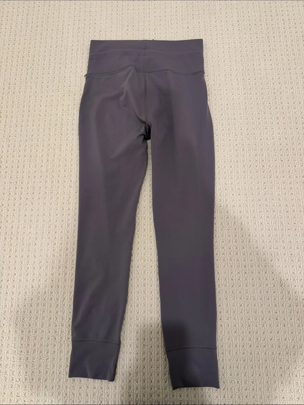Vuori Gray Daily Leggings with Side Stripes - Size Medium - Picture 2 of 8